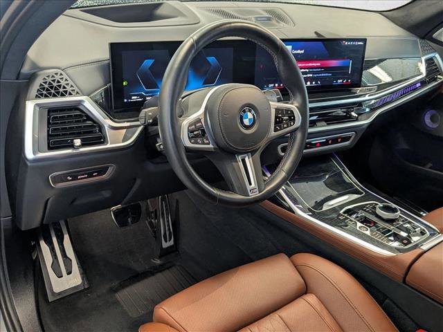 Used 2024 BMW X7 M60i w/ Executive Package image 10