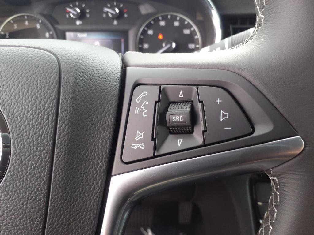 Certified 2022 Buick Encore Preferred w/ Safety Package image 14