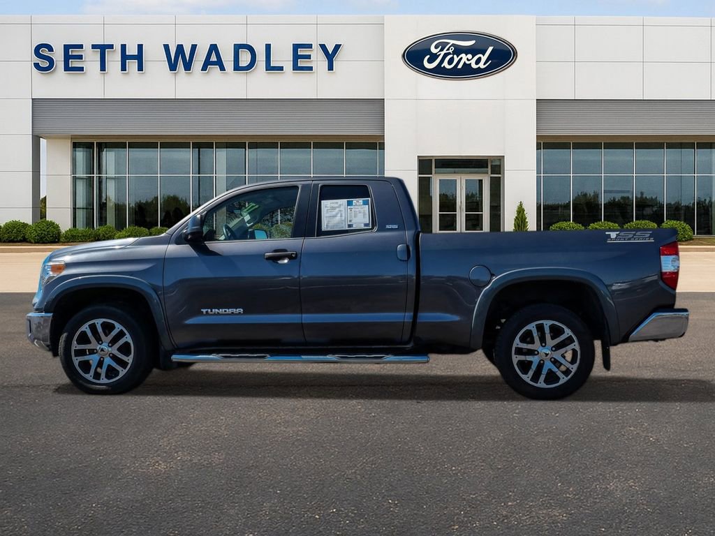 Used 2017 Toyota Tundra SR5 image 4