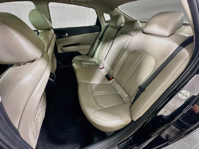 Used 2018 Kia Optima EX w/ Premium Package FWD image 29