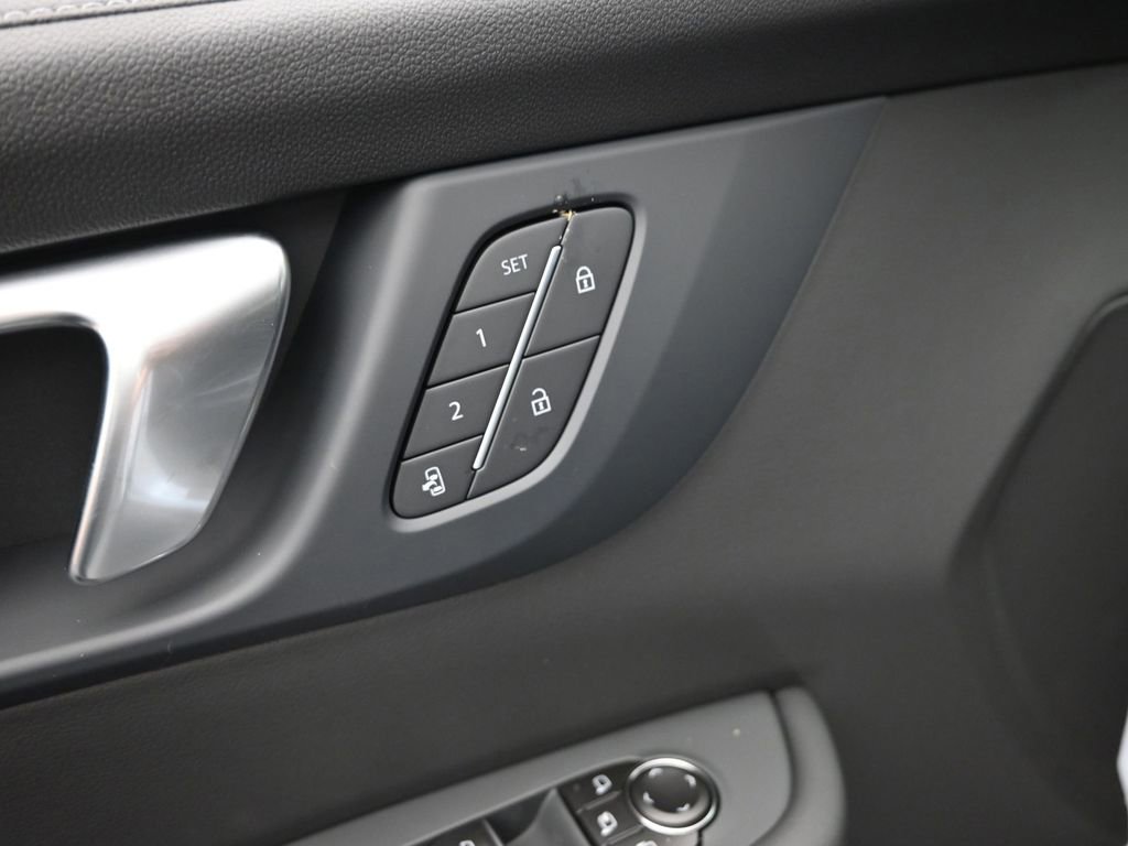 New 2026 Buick Enclave Sport Touring w/ Super Cruise Package image 18