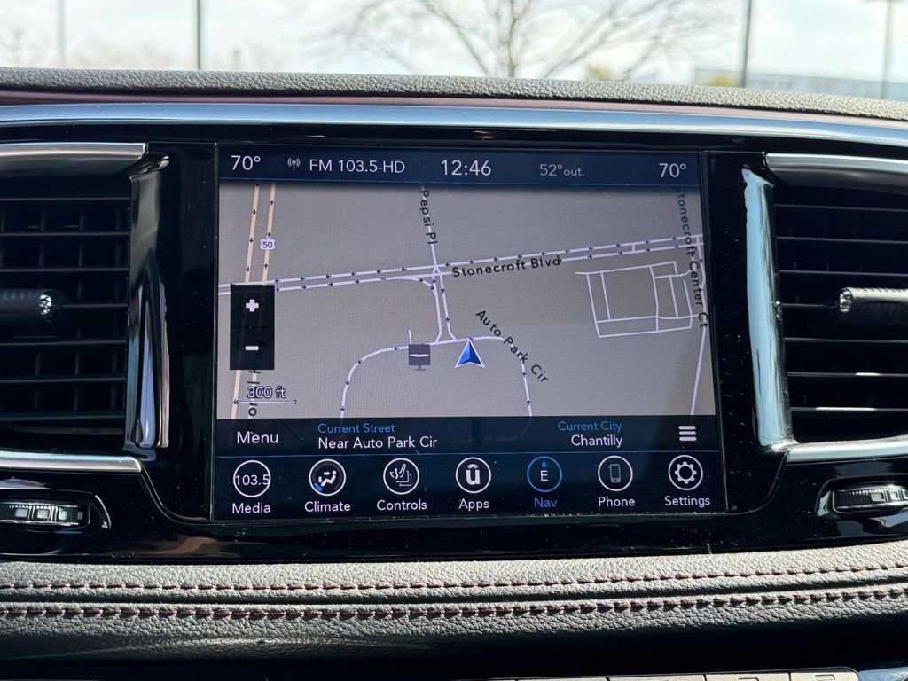 Used 2020 Chrysler Pacifica Limited image 25