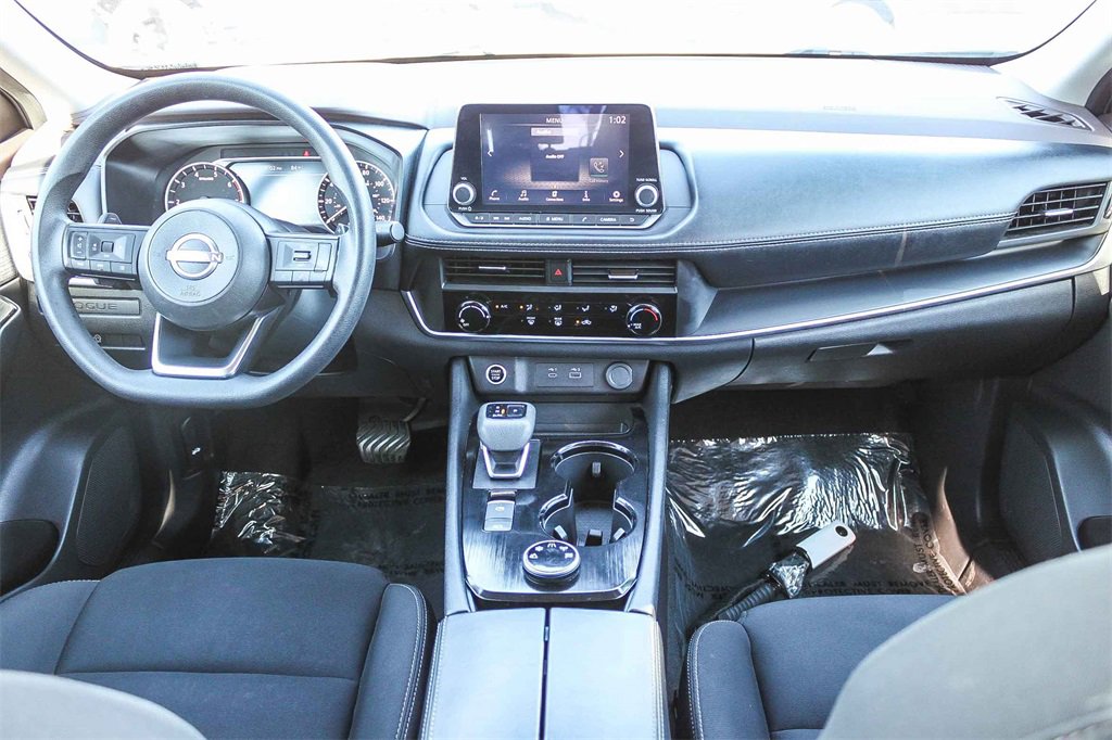Used 2023 Nissan Rogue S image 16