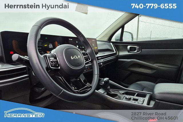 Used 2024 Kia Sorento S w/ Panoramic Sunroof Package image 19