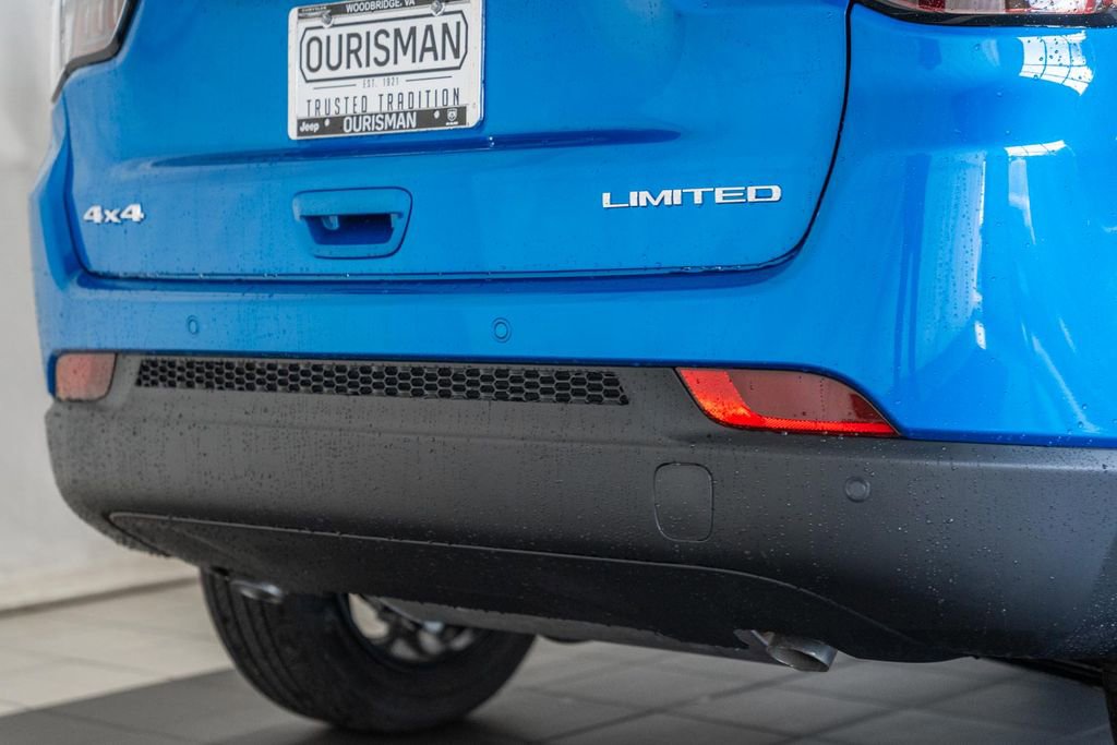 New 2026 Jeep Compass Limited image 9