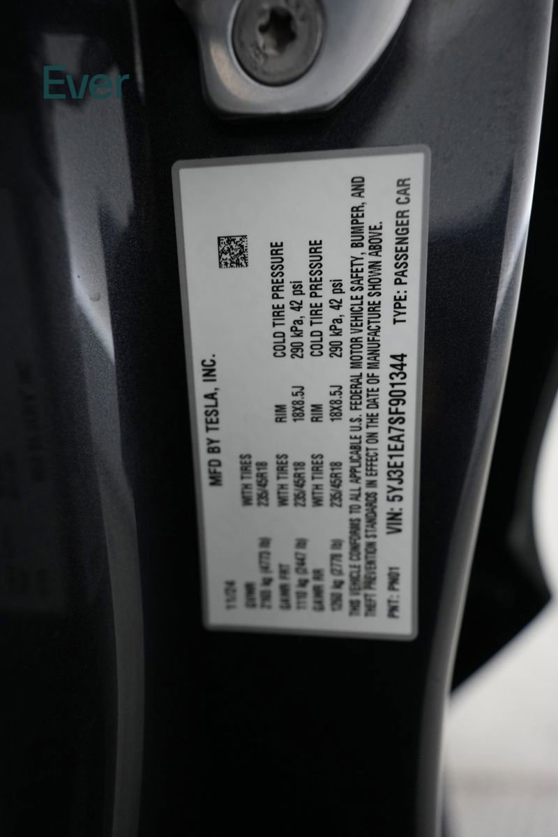 Used 2025 Tesla Model 3 Long Range RWD image 30