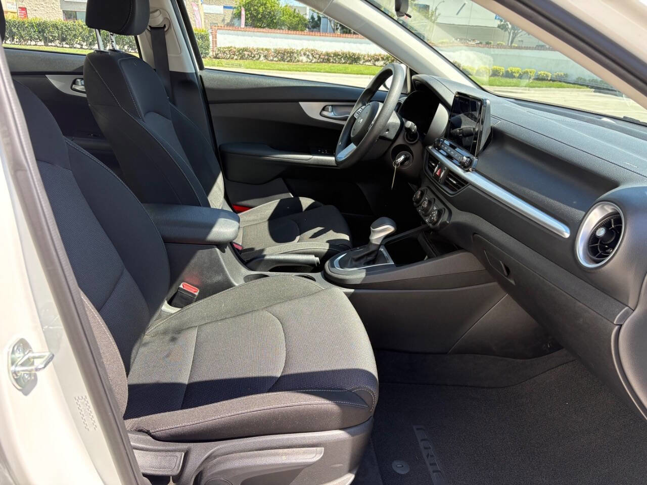 Used 2023 Kia Forte LXS image 19