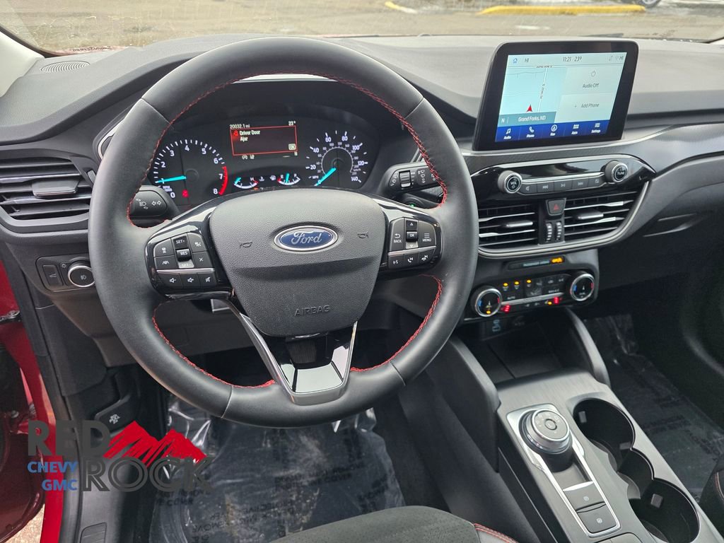 Used 2022 Ford Escape SEL w/ SEL Stealth AWD Package image 19