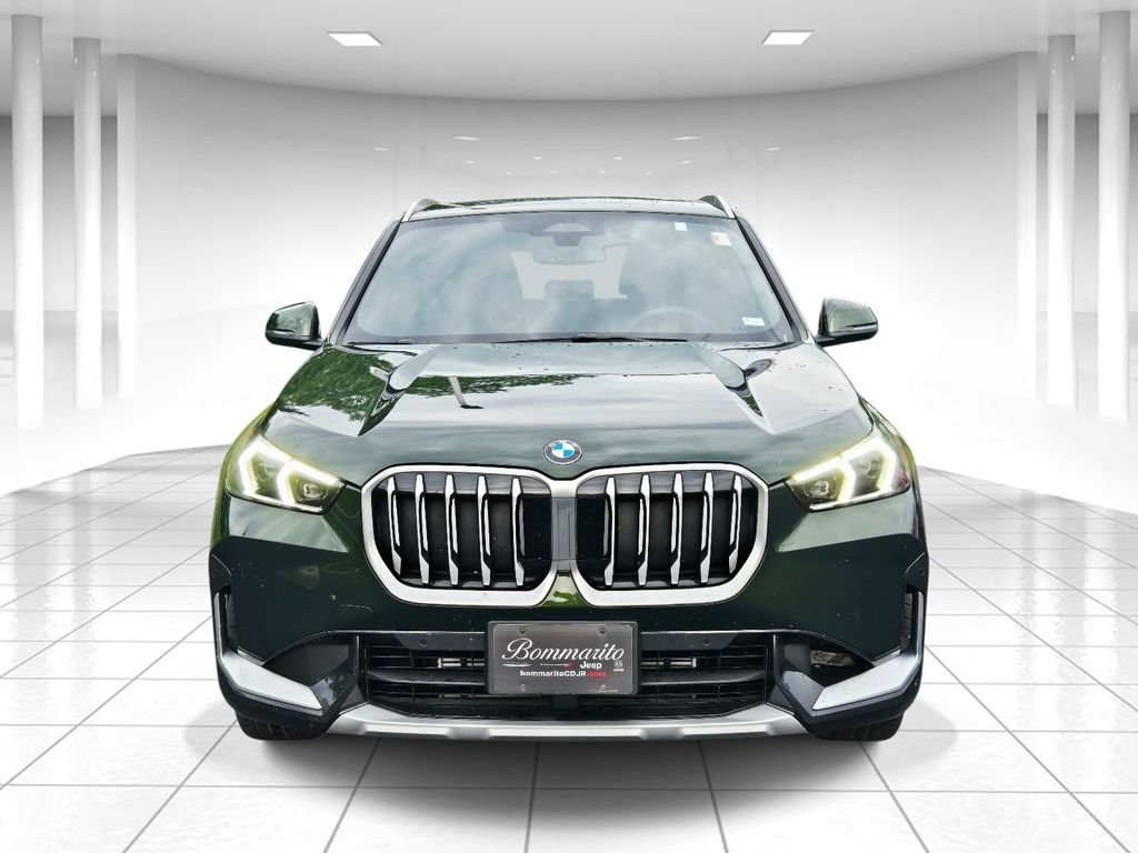 Used 2025 BMW X1 xDrive28i AWD/4WD image 8