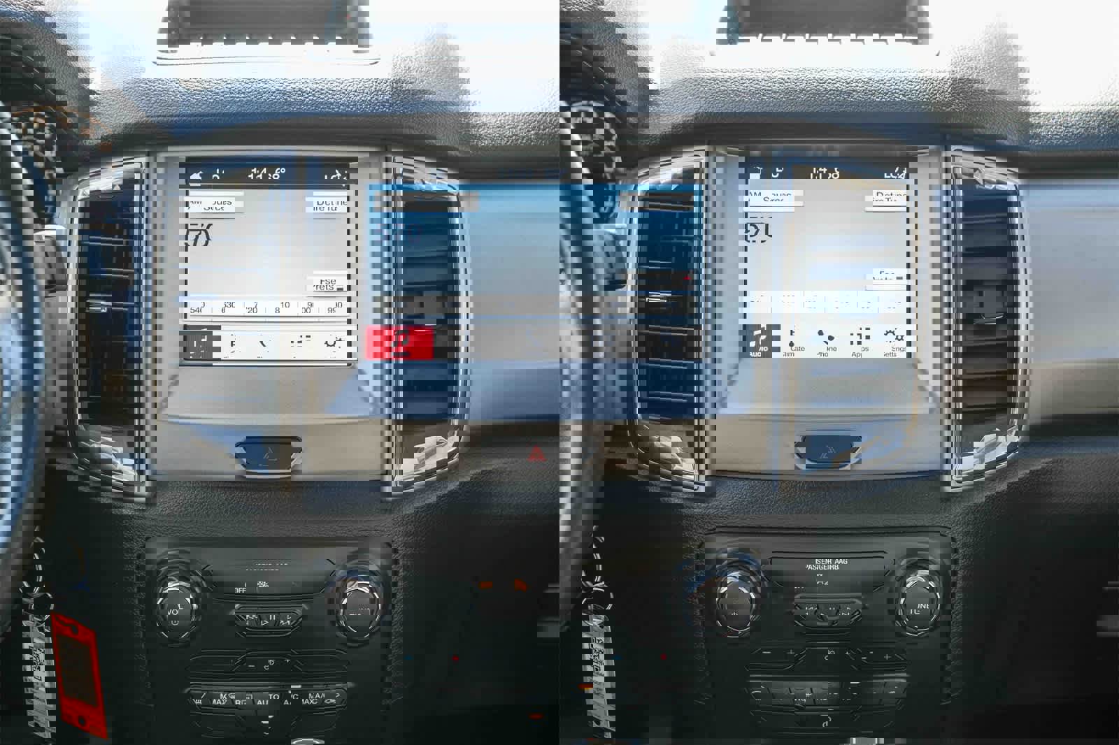 Used 2019 Ford Ranger XLT w/ Equipment Group 301A Mid image 13