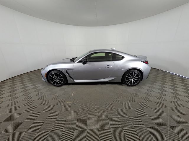 Used 2022 Toyota GR86 w/ ALL Weather Mat Package (TMS) RWD image 13