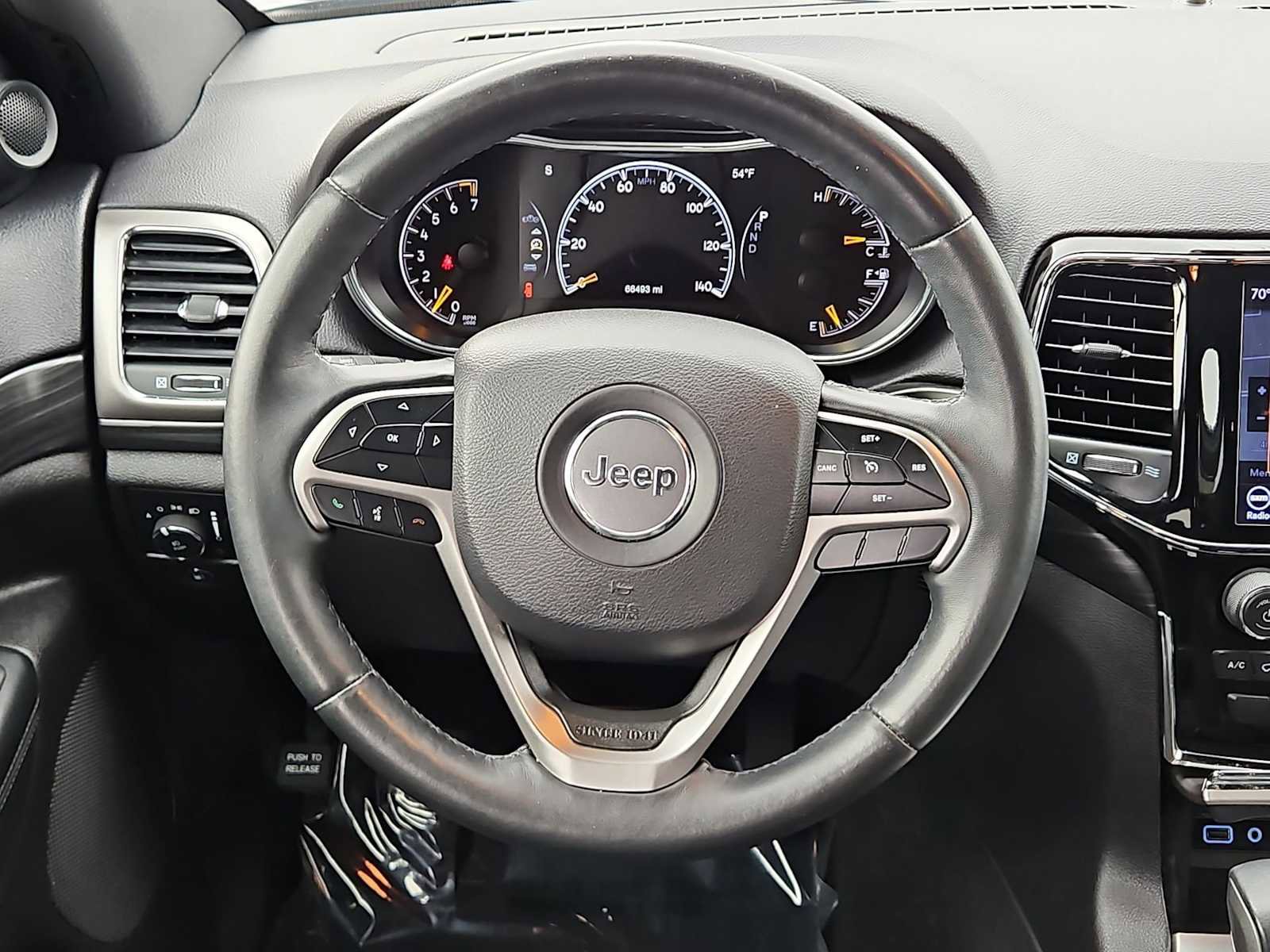 Used 2019 Jeep Grand Cherokee Altitude image 38