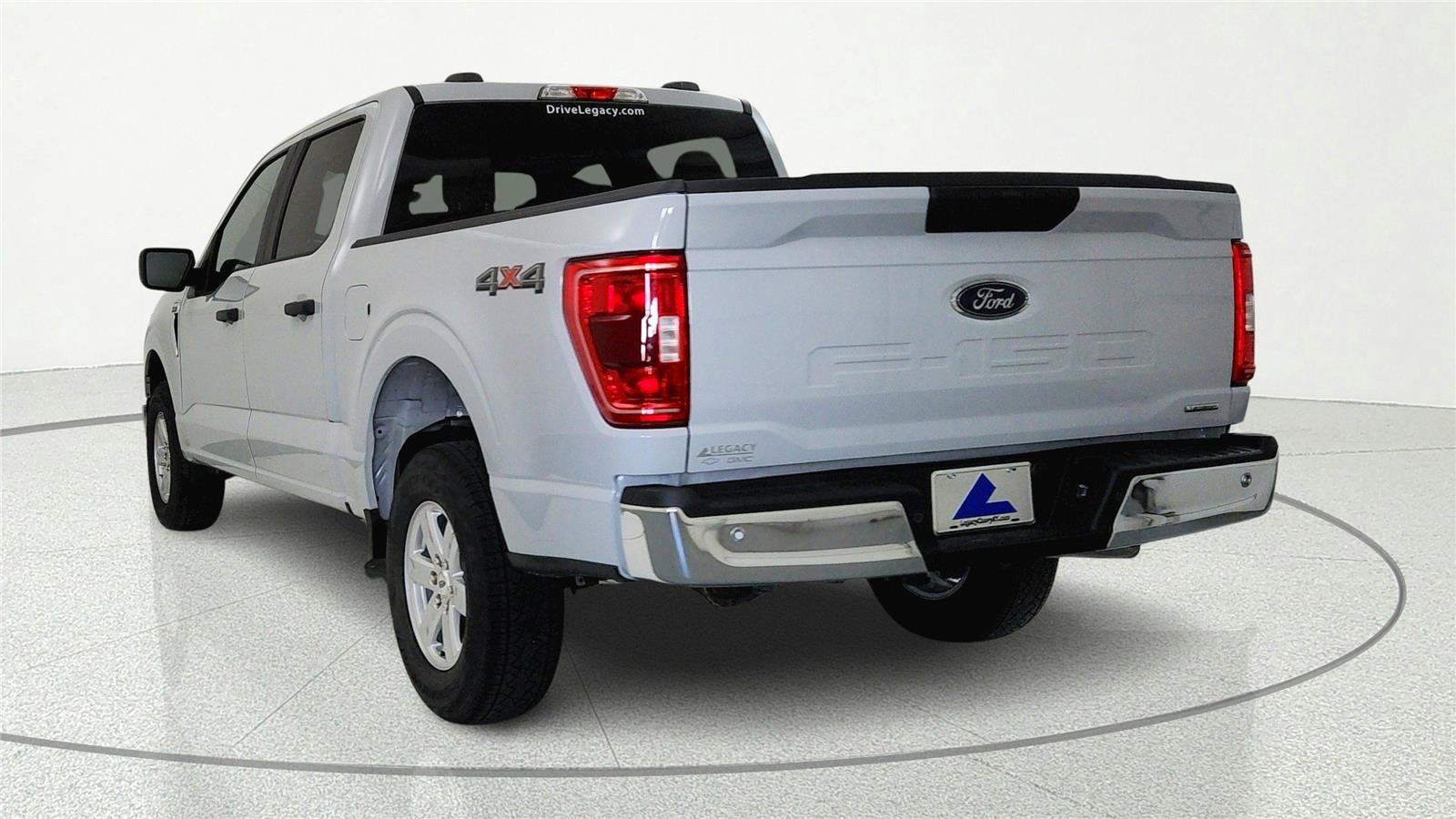 Used 2023 Ford F150 XLT AWD/4WD image 3