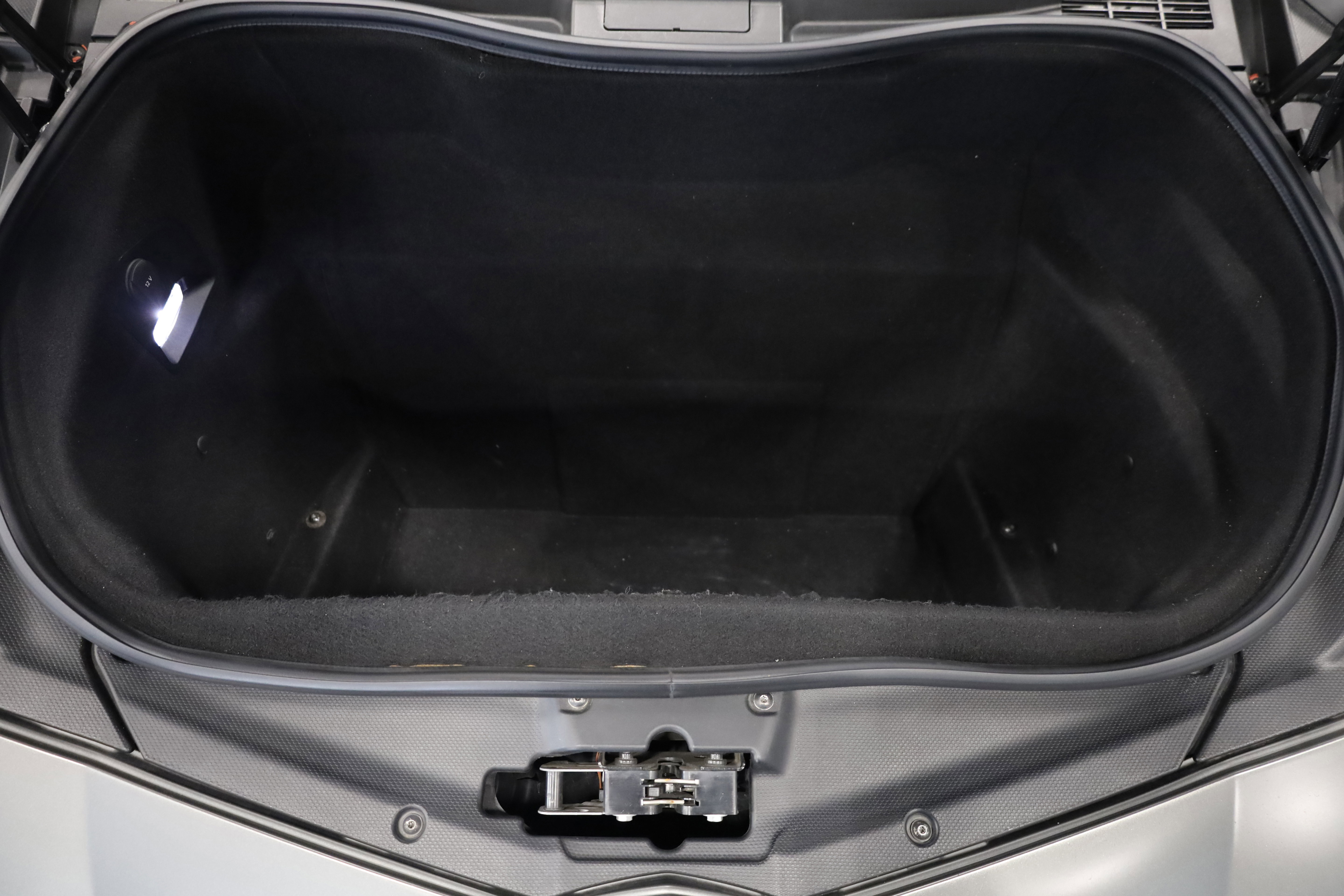 Used 2018 Lamborghini Aventador S image 13