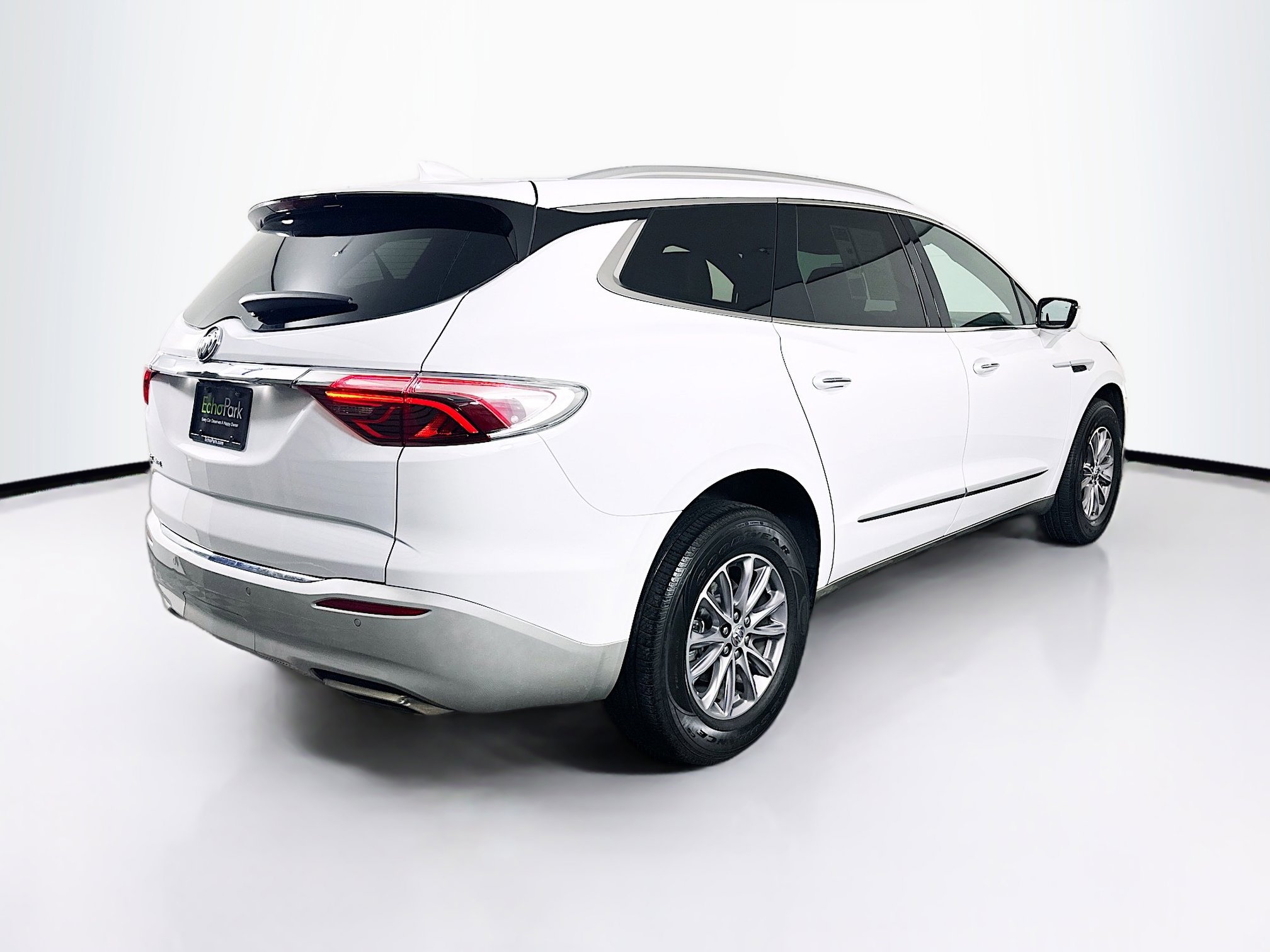 Used 2024 Buick Enclave Premium image 9