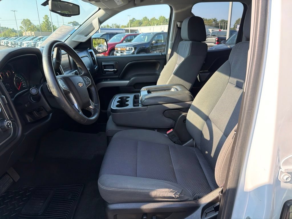 Used 2017 Chevrolet Silverado 1500 LT w/ All Star Edition AWD/4WD image 17