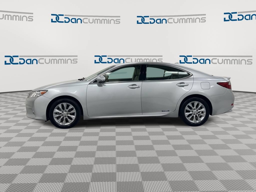 Used 2013 Lexus ES 300h w/ Premium Pkg FWD image 5
