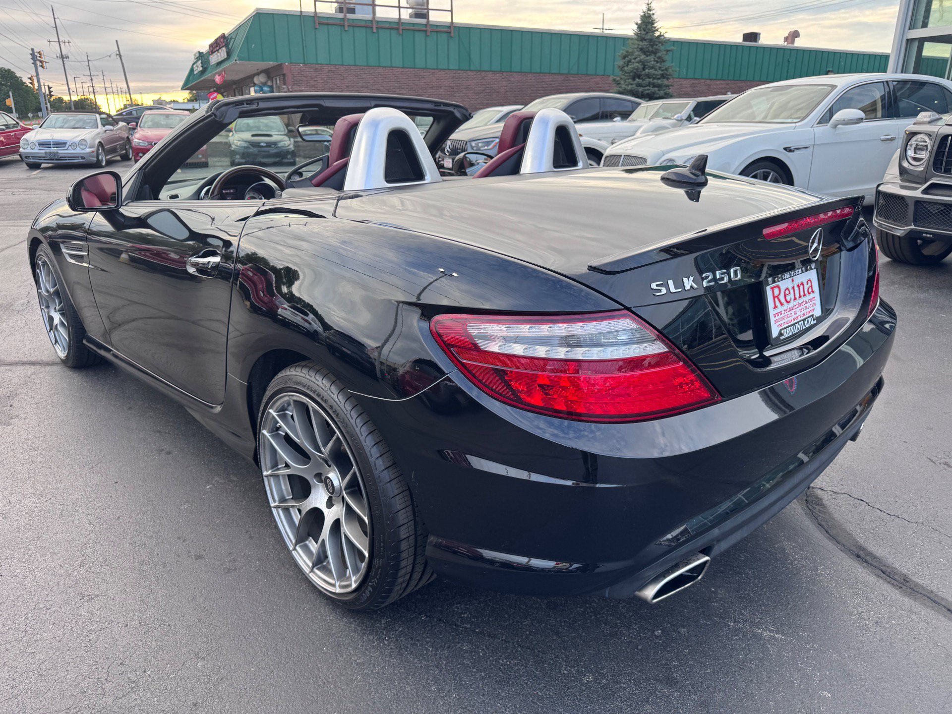 Used 2013 Mercedes-Benz SLK 250 image 7