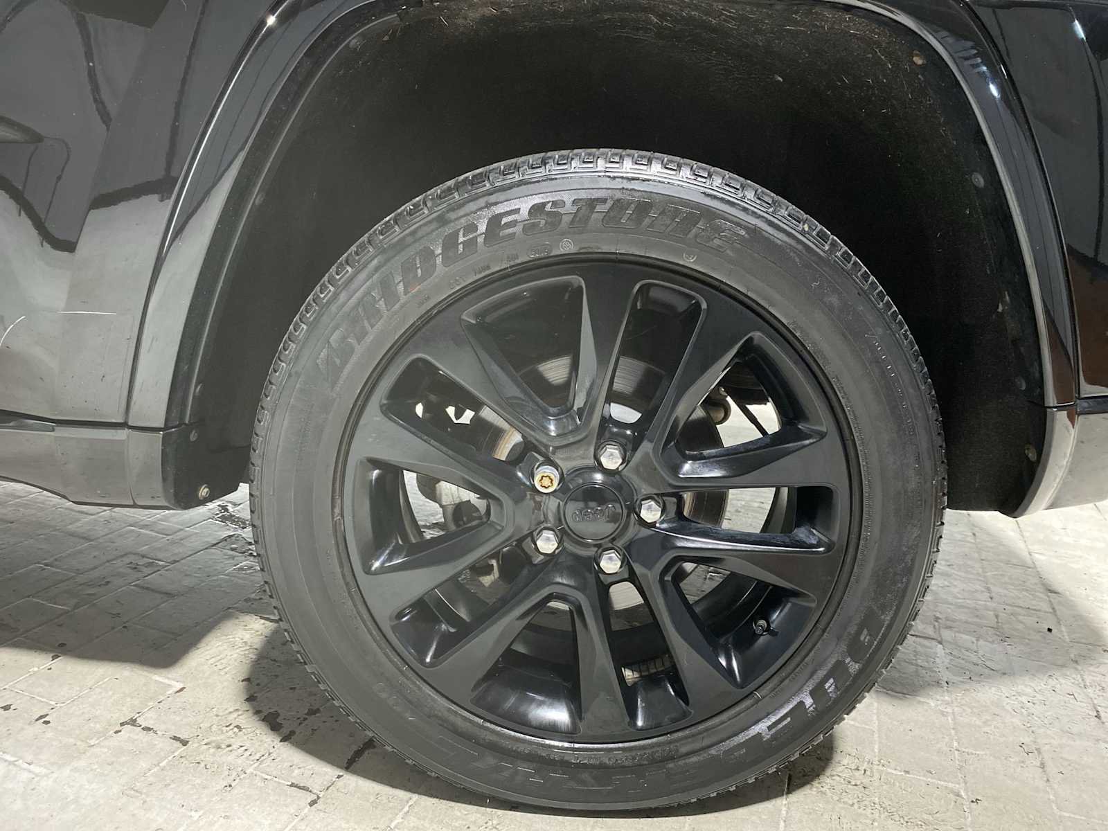 Used 2019 Jeep Grand Cherokee Altitude image 8