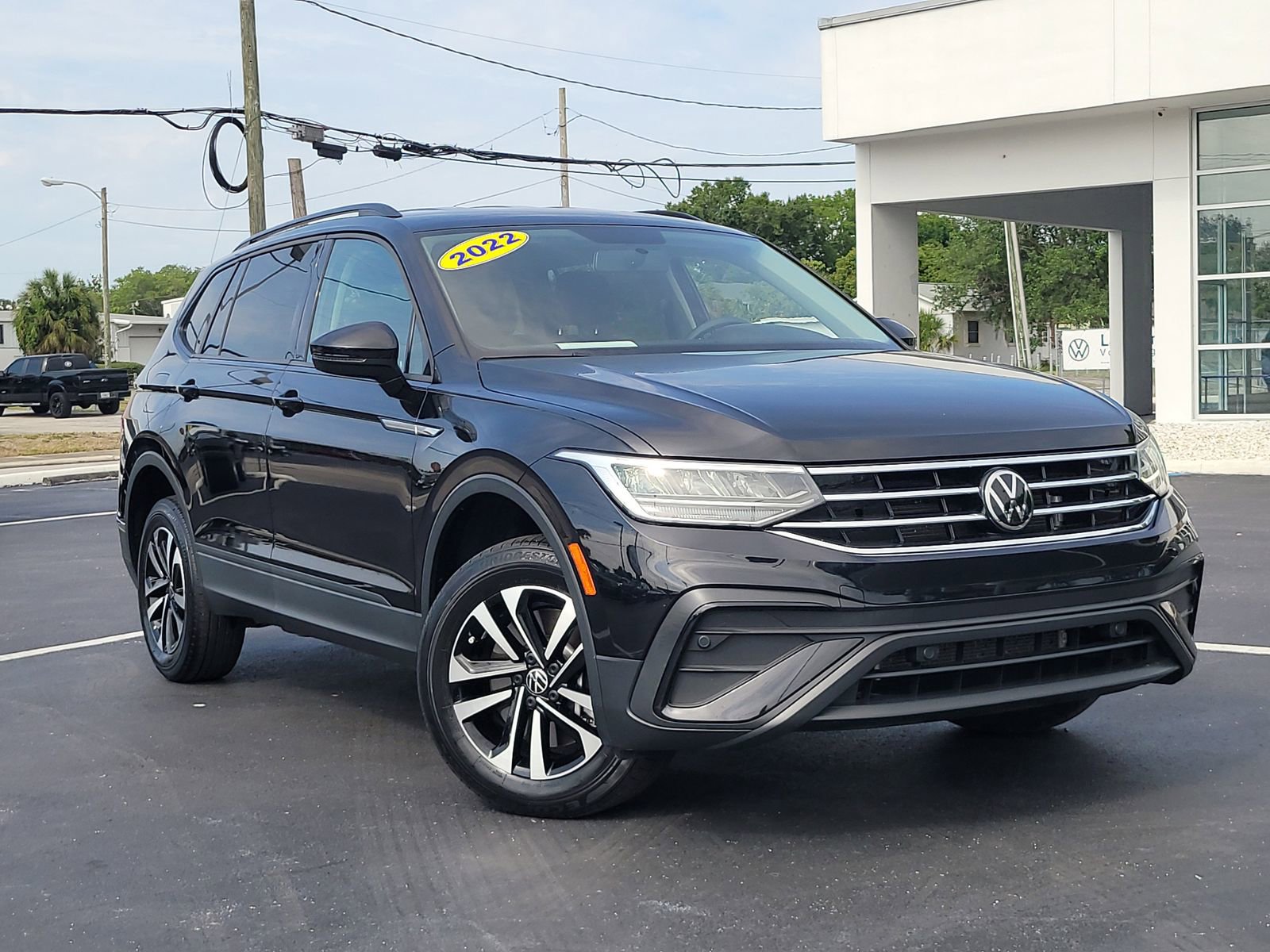 Used 2022 Volkswagen Tiguan S FWD image 32