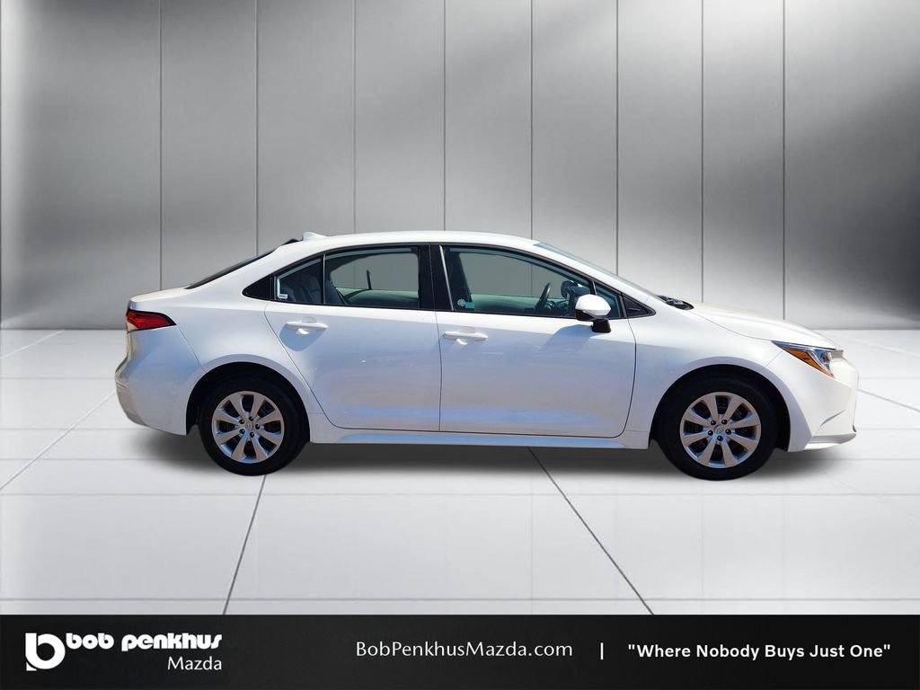 Used 2026 Toyota Corolla LE FWD image 24
