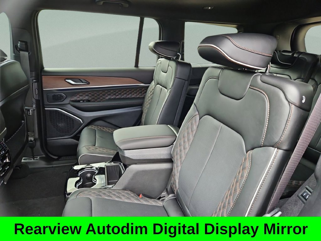 Used 2024 Jeep Grand Cherokee L Summit w/ Advanced Protech Group IV AWD/4WD image 16