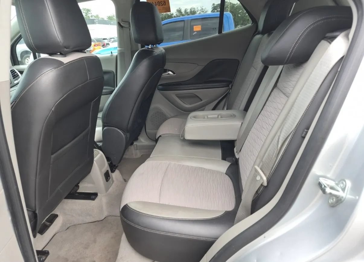 Used 2015 Buick Encore Convenience FWD image 9