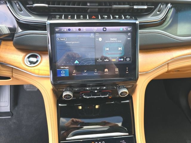 Used 2024 Jeep Grand Cherokee L Summit image 20