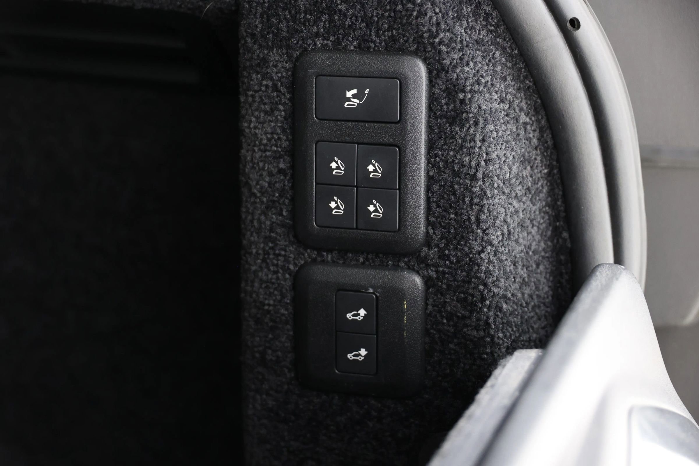 Used 2020 Land Rover Range Rover SV Autobiography Dynamic image 65