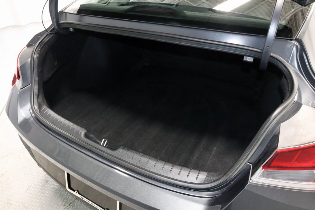 Used 2022 Hyundai Elantra SEL FWD image 14