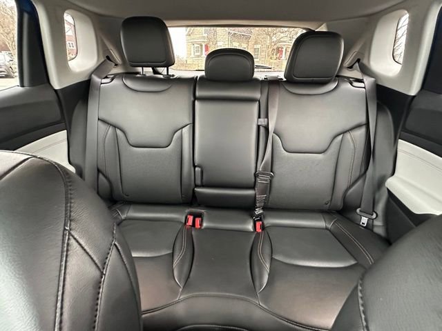 Used 2022 Jeep Compass Limited image 28