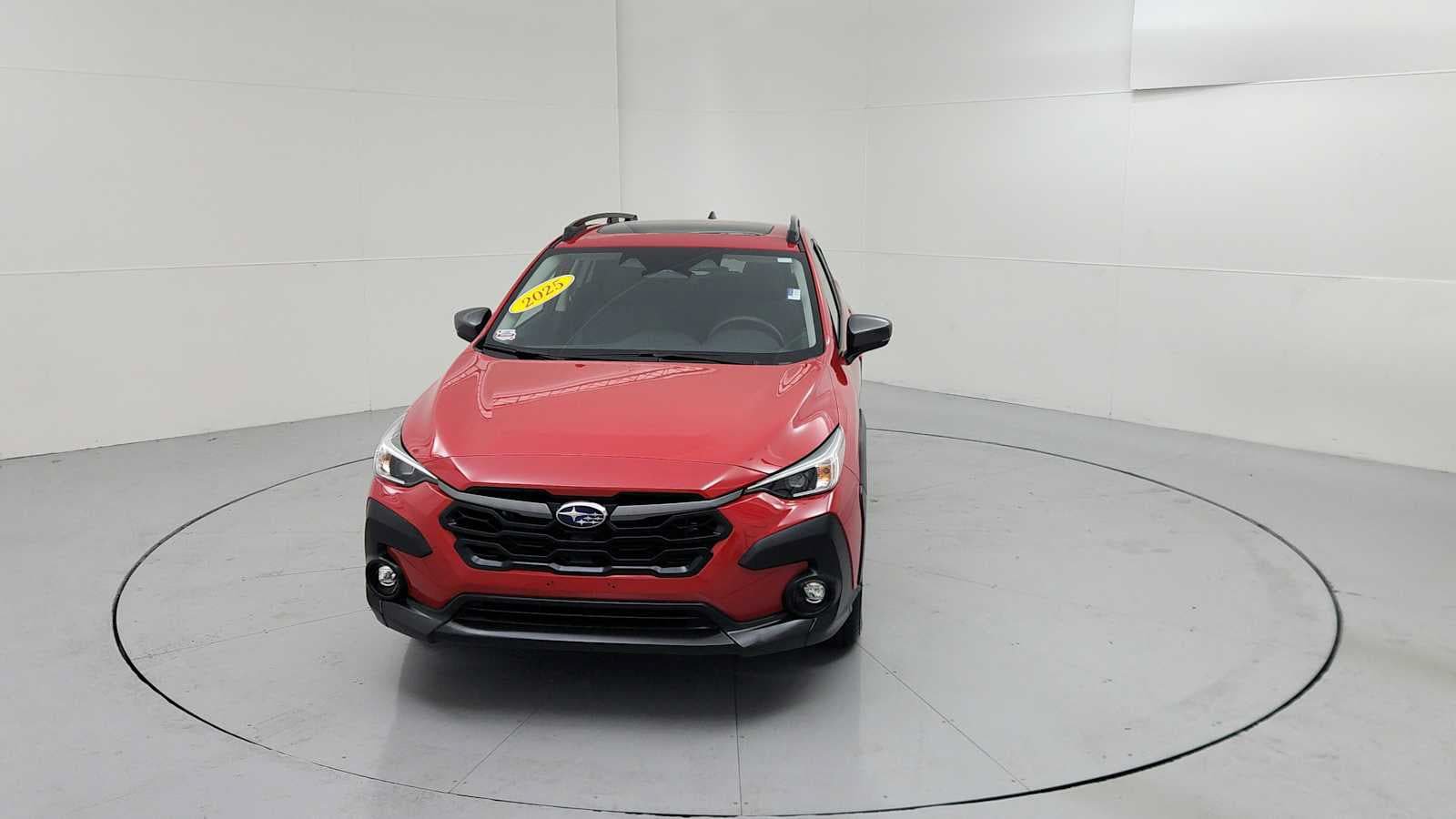 Used 2025 Subaru Crosstrek 2.5i Premium AWD/4WD image 3