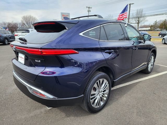 Used 2023 Toyota Venza XLE AWD/4WD image 7