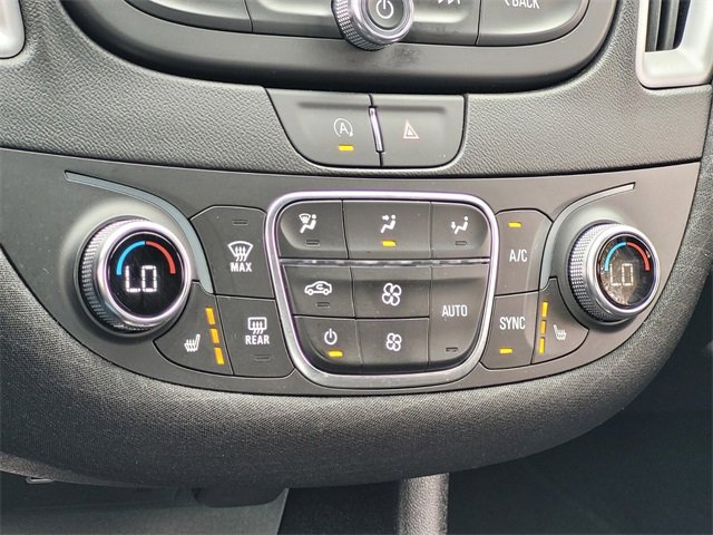 Used 2024 Chevrolet Malibu LT image 23