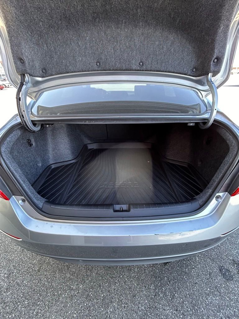 Used 2022 Honda Accord EX-L image 4
