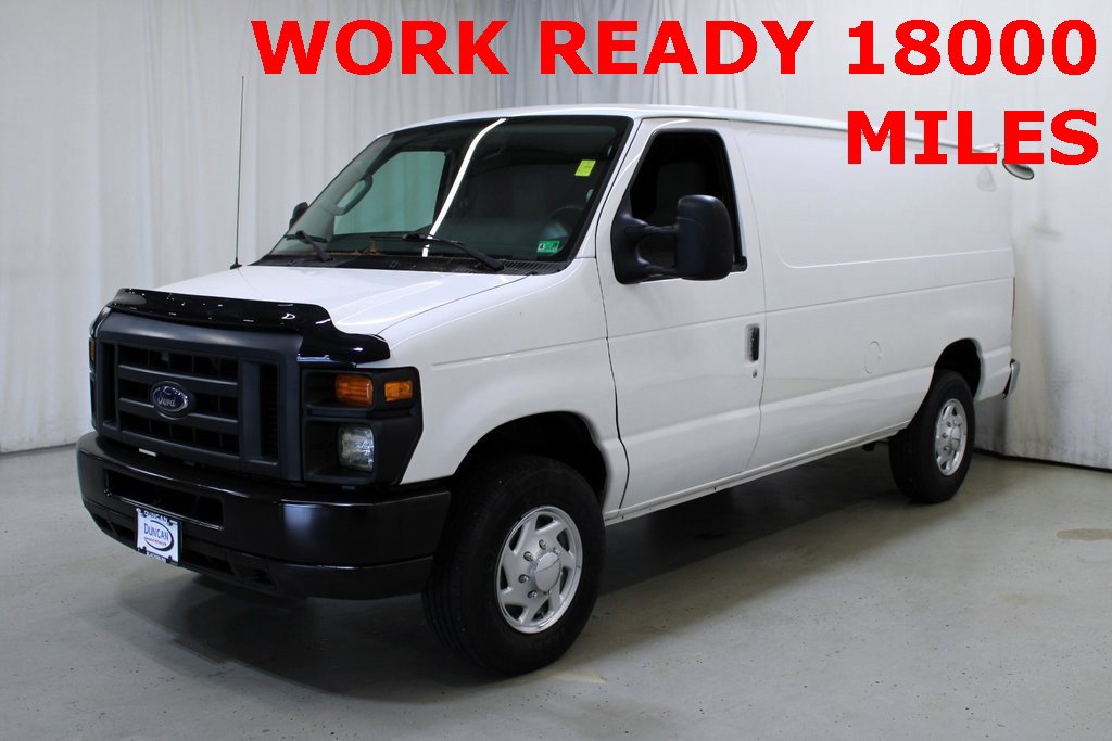 Used 2013 Ford E-350 and Econoline 350 Super Duty image 3