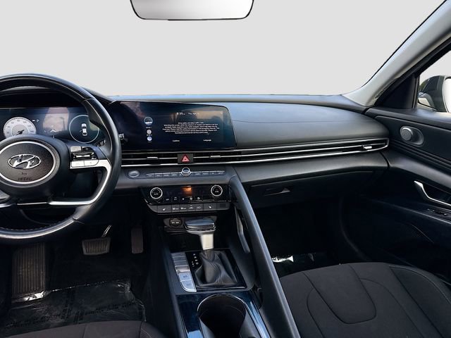 Used 2023 Hyundai Elantra SEL w/ Convenience Package FWD image 21