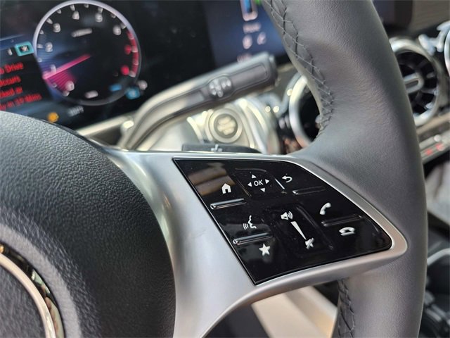 New 2025 Mercedes-Benz GLB 250 image 10