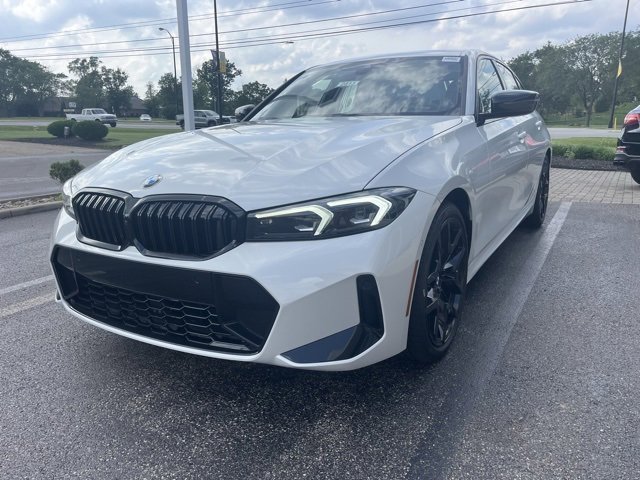 New 2025 BMW 330i xDrive Sedan w/ M Sport Package image 9