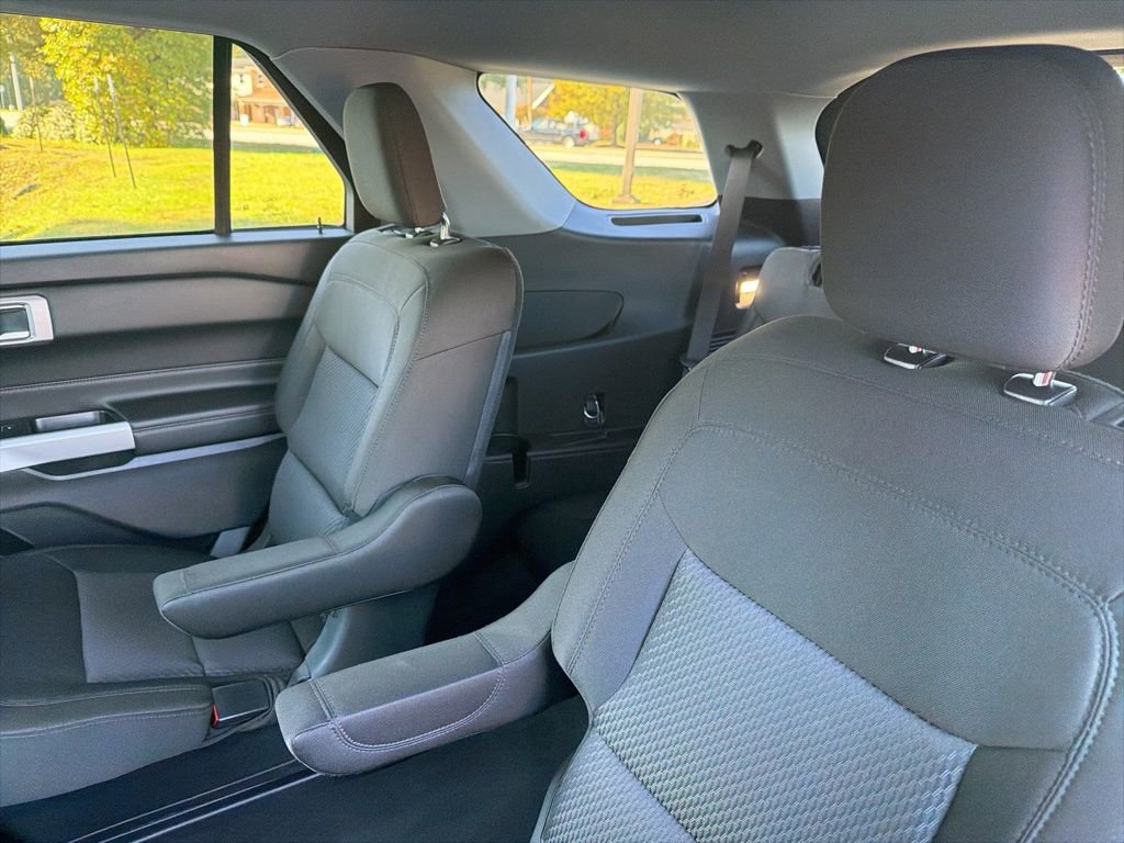 Certified 2022 Ford Explorer XLT image 31