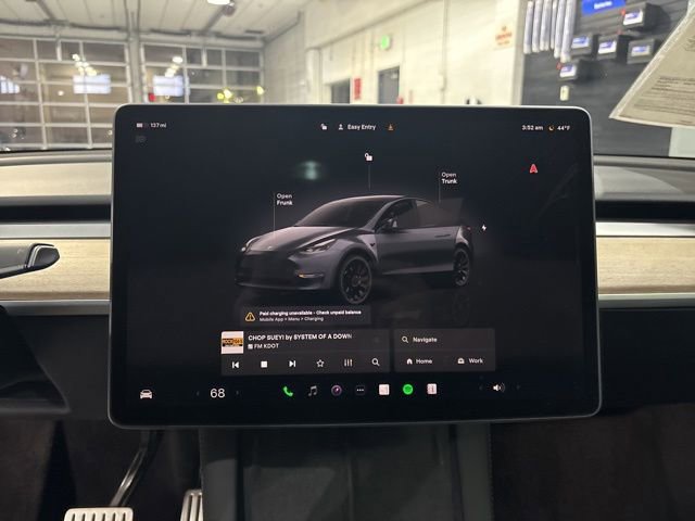 Used 2023 Tesla Model Y Performance image 17