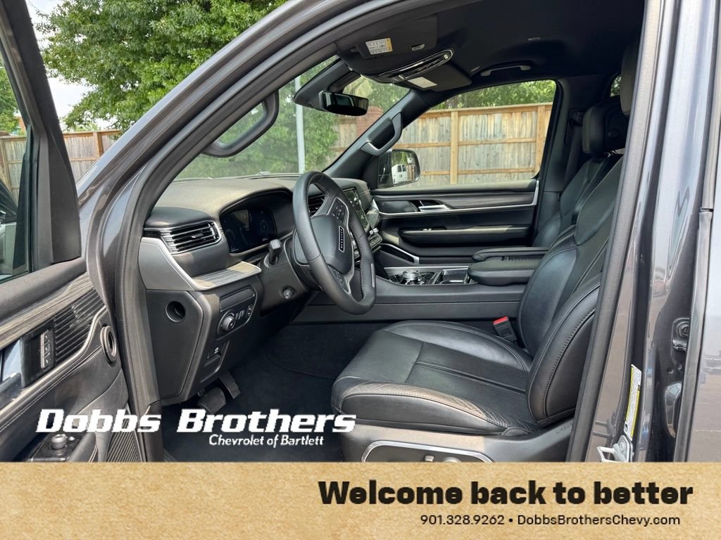 Used 2024 Jeep Wagoneer Series II AWD/4WD image 13