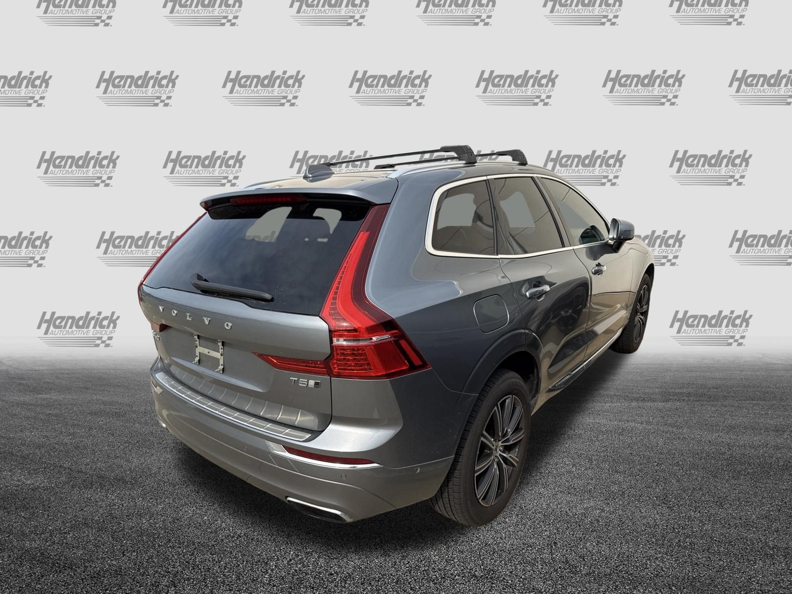 Used 2018 Volvo XC60 T5 Inscription w/ Convenience Package AWD/4WD image 10