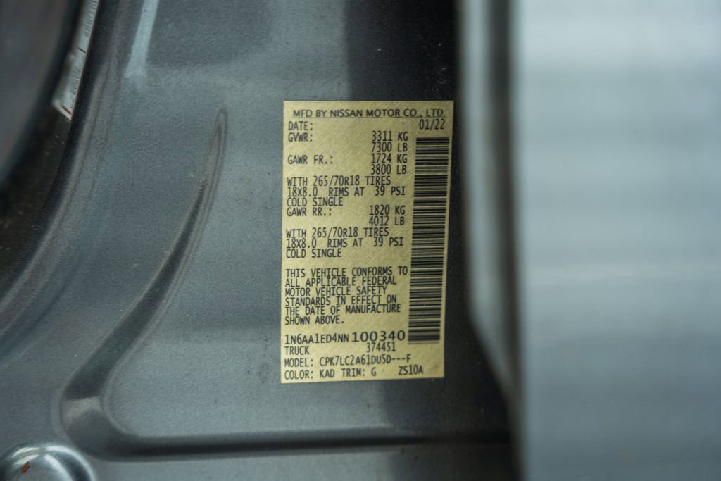 Used 2022 Nissan Titan SV w/ SV Convenience Package image 43