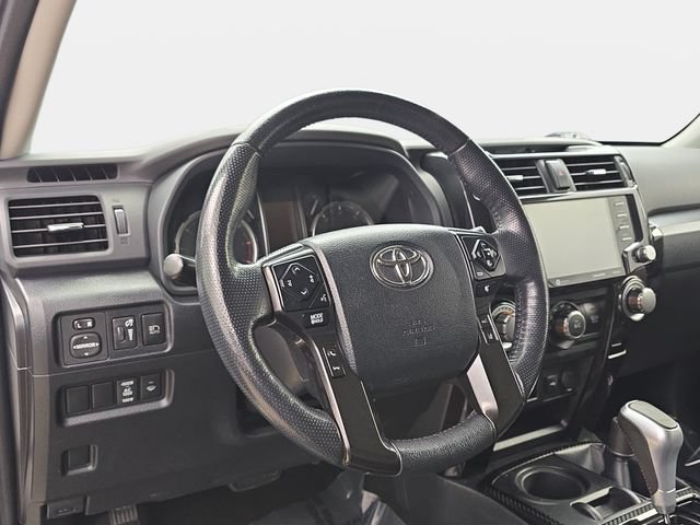 Used 2023 Toyota 4Runner TRD Off-Road Premium AWD/4WD image 16