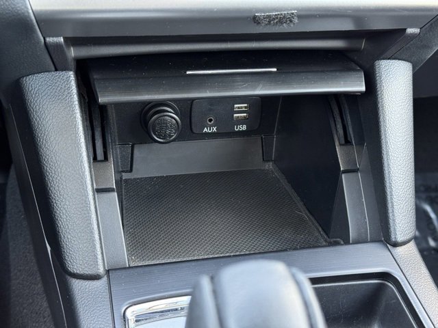 Used 2017 Subaru Legacy 2.5i Premium image 14