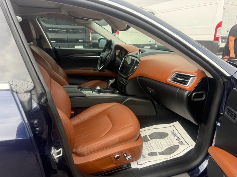 Used 2021 Maserati Ghibli S Q4 AWD/4WD image 7