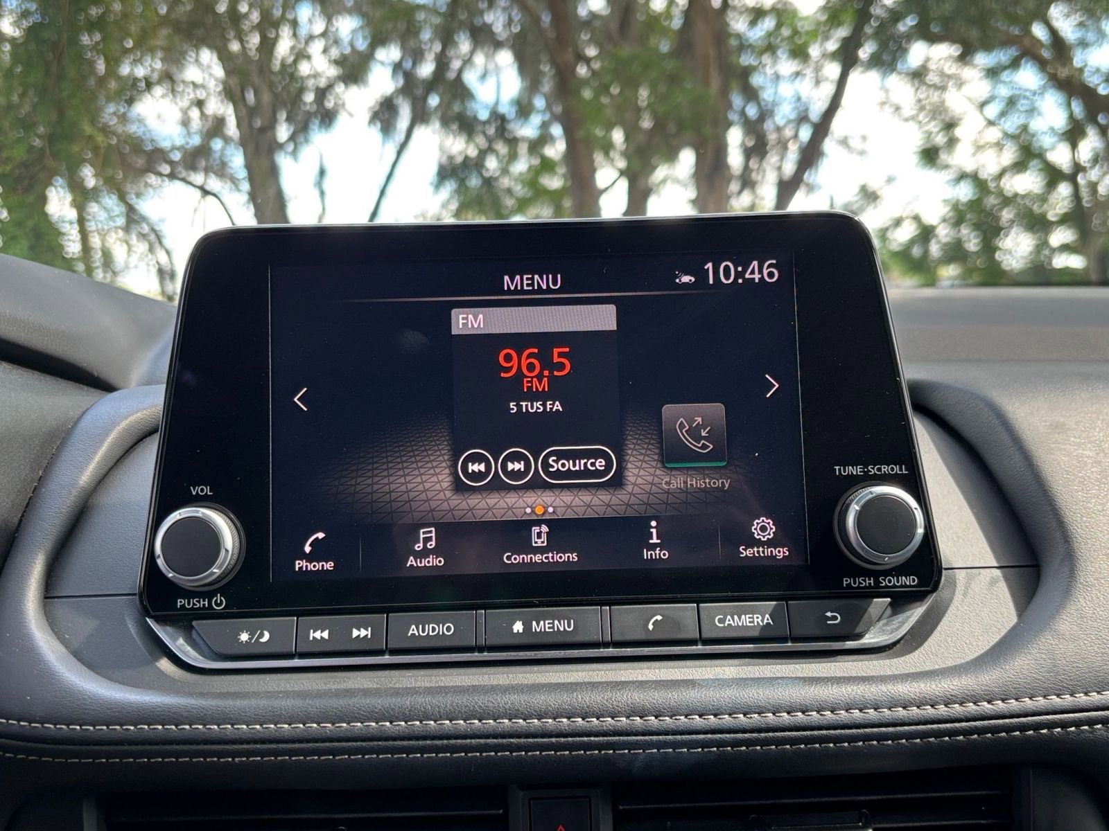 Used 2025 Nissan Rogue SV FWD image 20