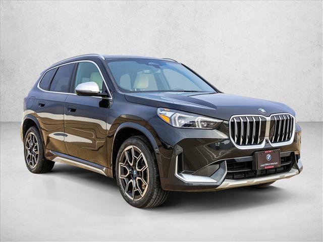 Used 2023 BMW X1 xDrive28i w/ Premium Package image 3