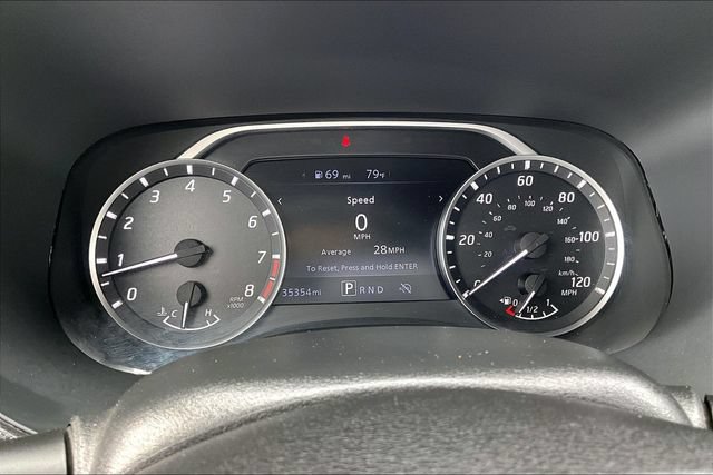 Certified 2024 Nissan Frontier SL RWD image 14
